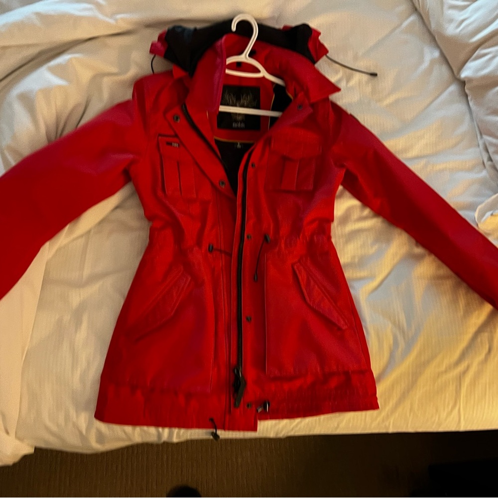 Barely worn in great condition Nobis Rain coat